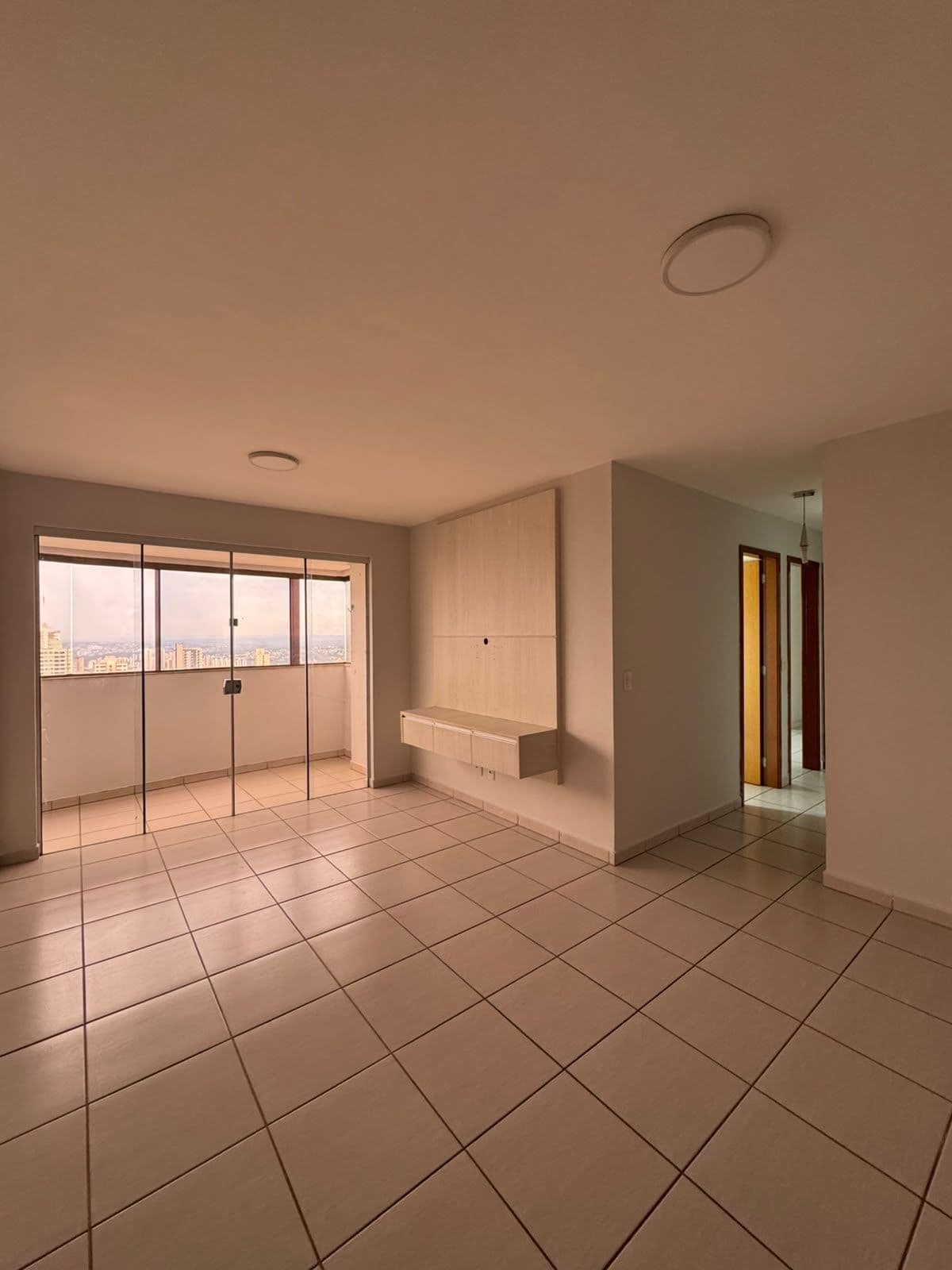 Apartamento 3 quartos 1 suíte 1 vaga de 75m²  Setor Leste Universitário Goiânia/GO
