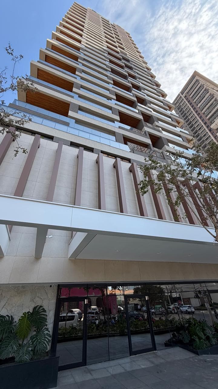 Vendo Apartamento Atmos , setor Marista , 247 metros , 4 quartos sendo 3 suítes e Office