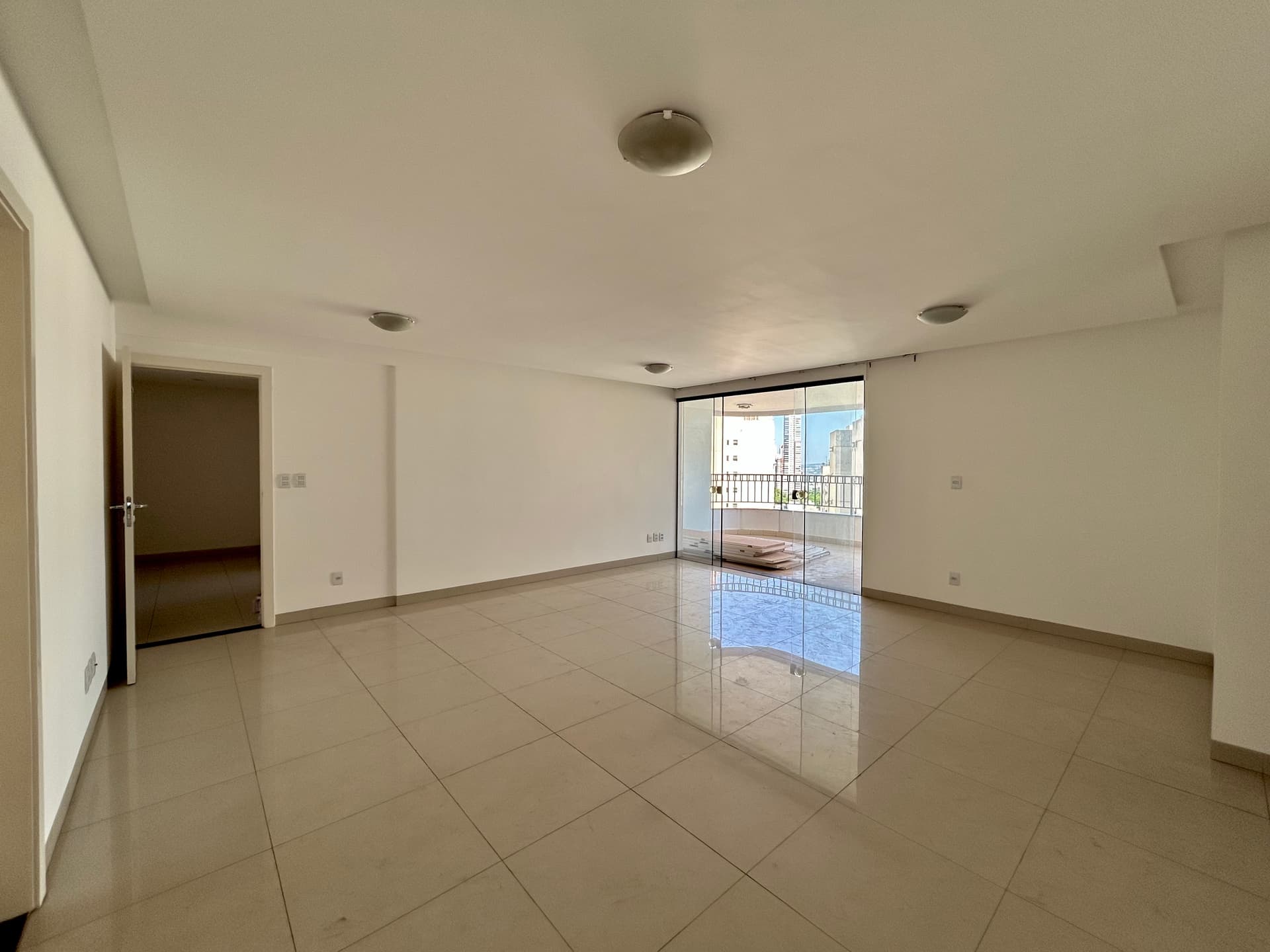 Apartamento de Alto Padrão 4 Suítes Plenas - Goiânia