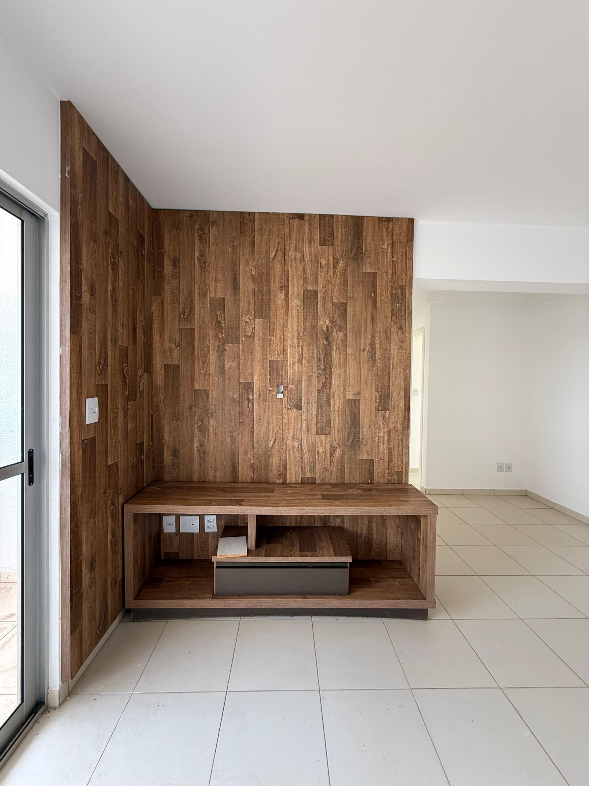 Apartamento com 3 Quartos à Venda na Vila Rosa, Goiânia, Suíte e Lazer de Clube