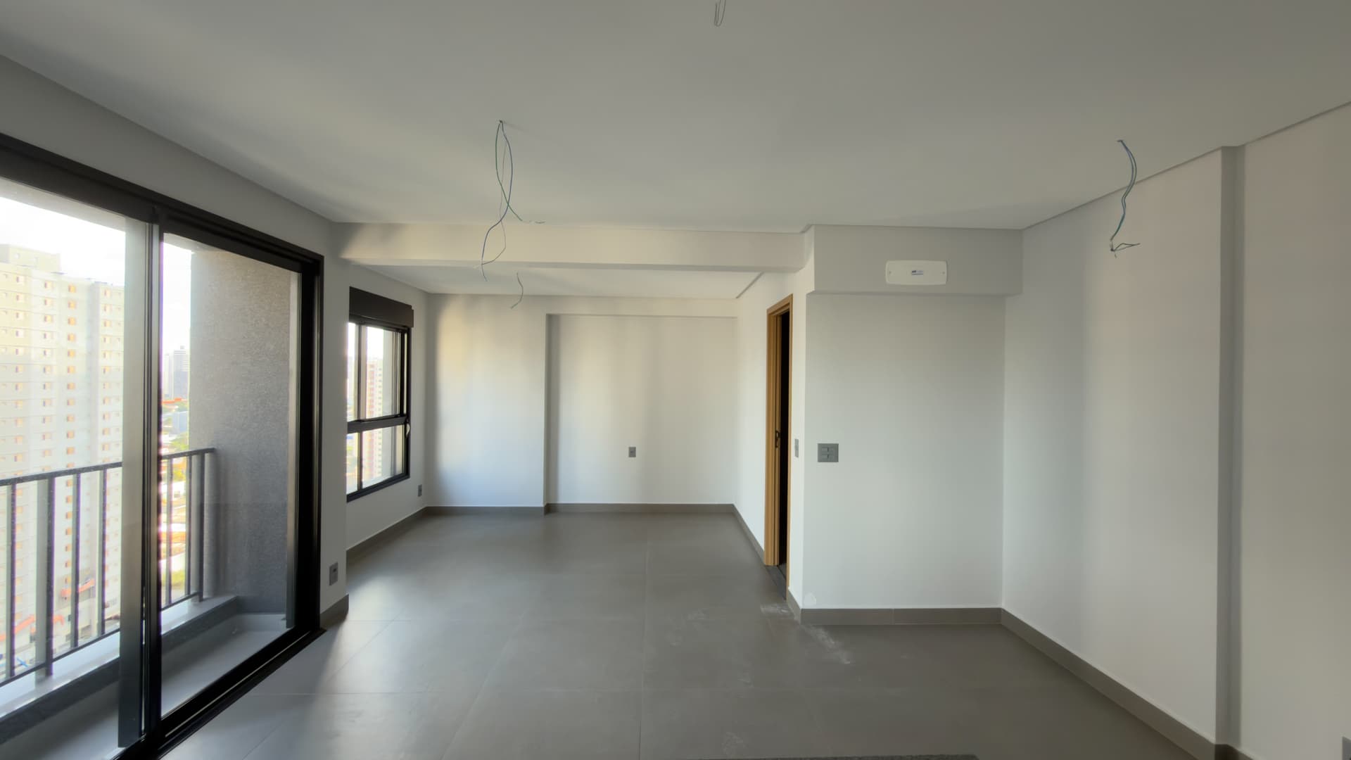 LUX OESTE – AP 1705 | TORRE SOL