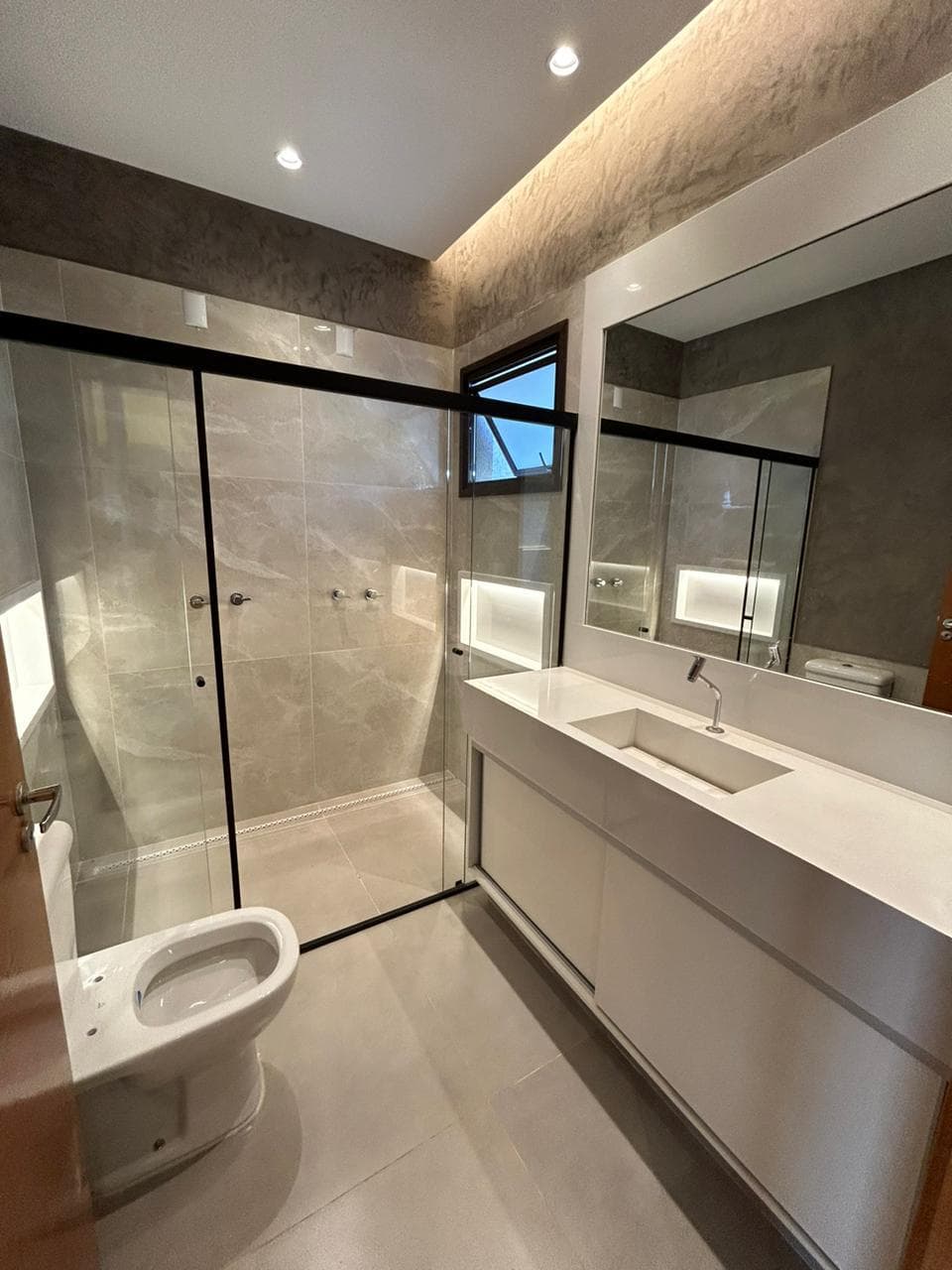 Casa Terras Alpha 2 , 3 suítes plenas ,com  marcenaria , piscina aquecida , R$1.049.000,90