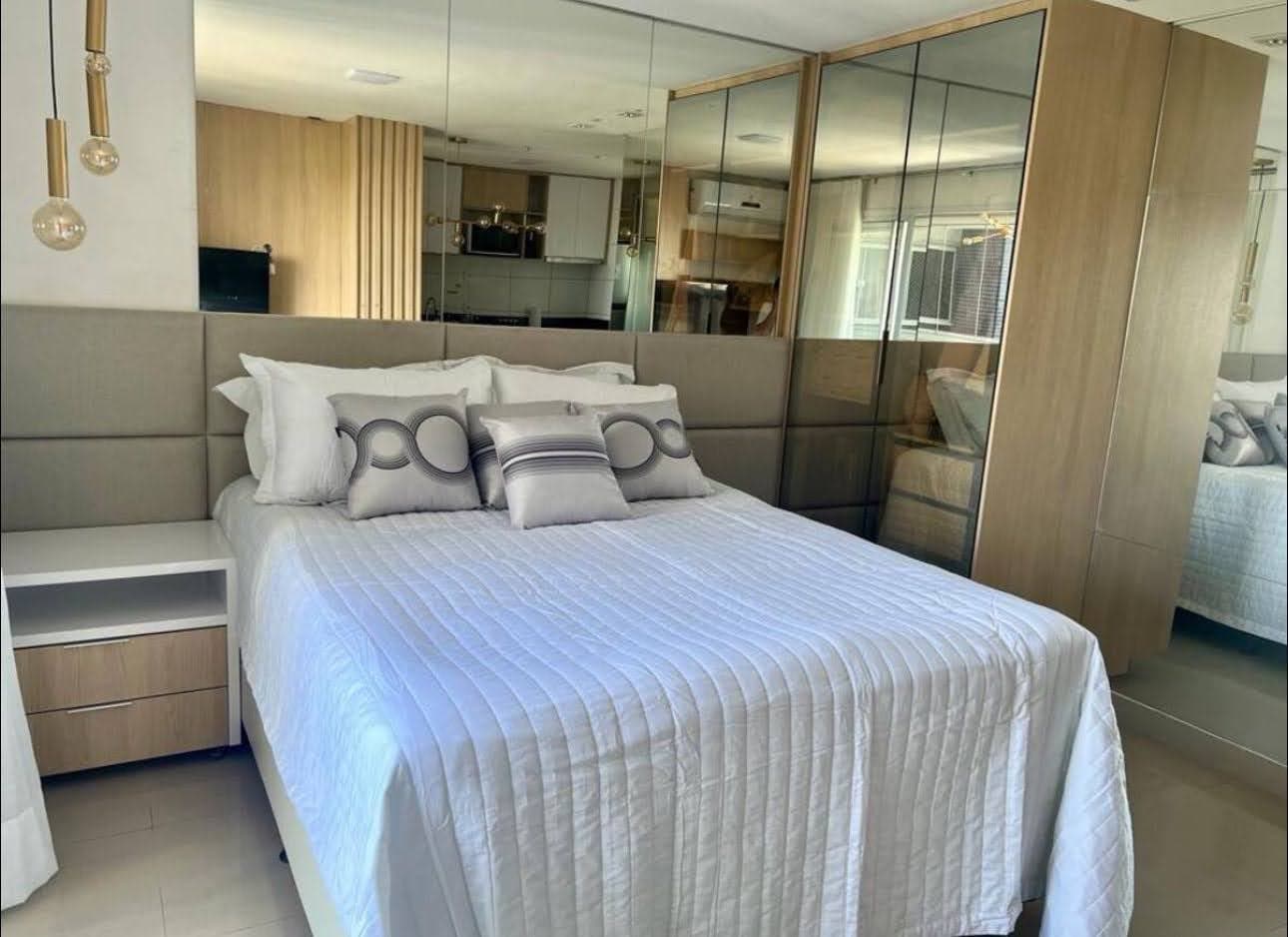 Vendo Studio mobiliado e equipado à venda – Vista incrível!
