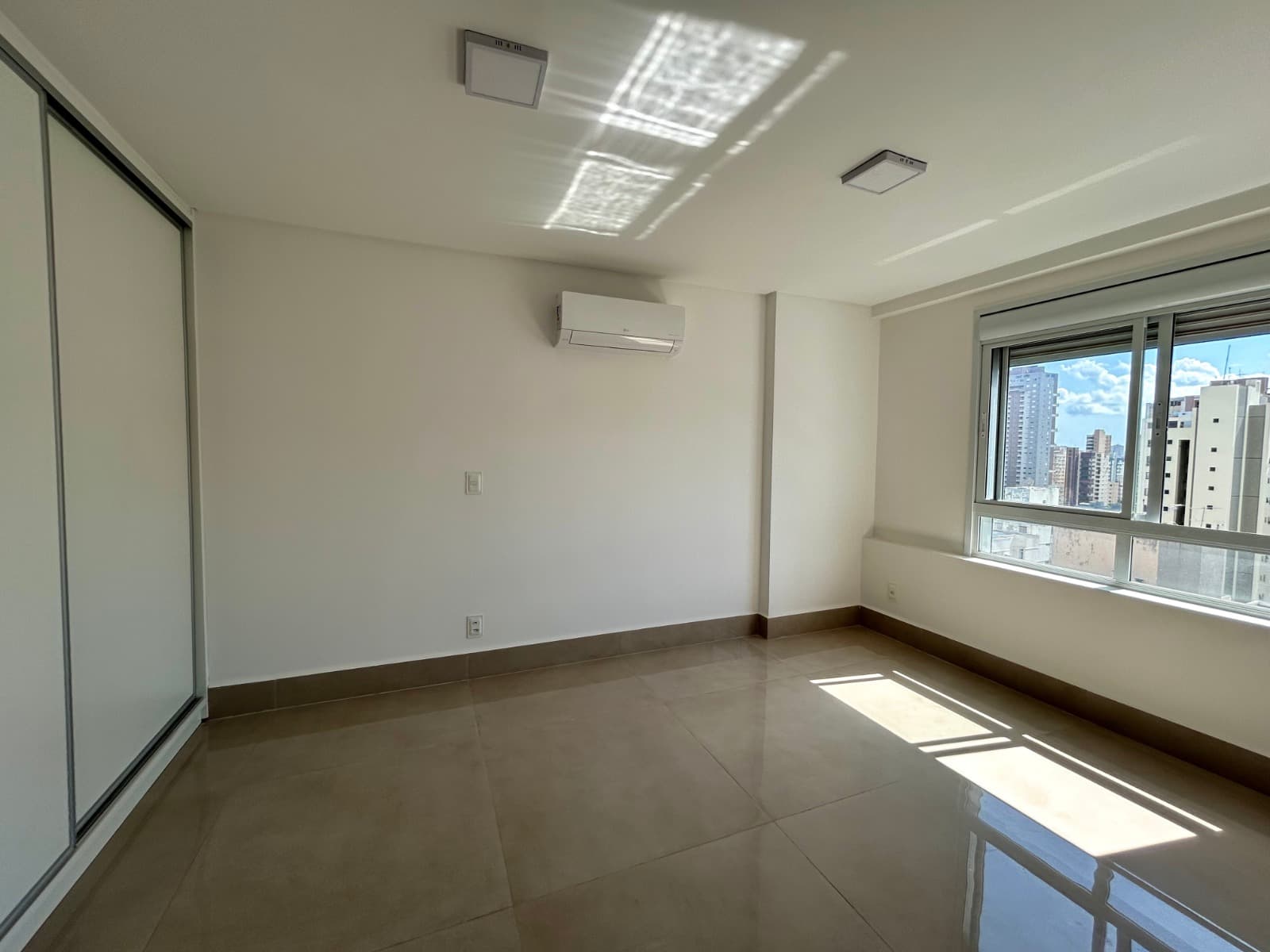 RESIDENCIAL MAISON BUENO
