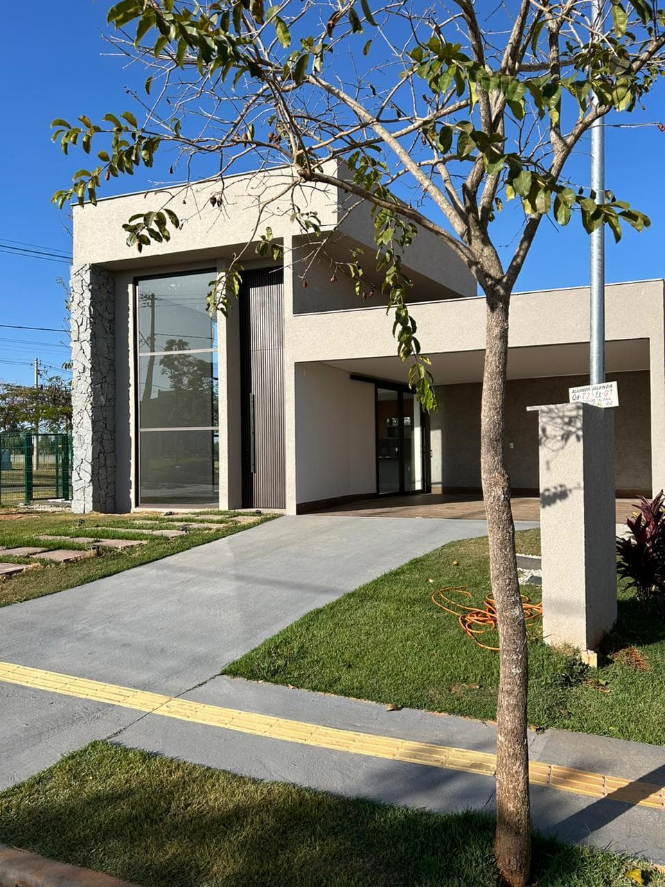Casa Terras Alpha 2 , 3 suítes plenas ,com  marcenaria , piscina aquecida , R$1.049.000,90