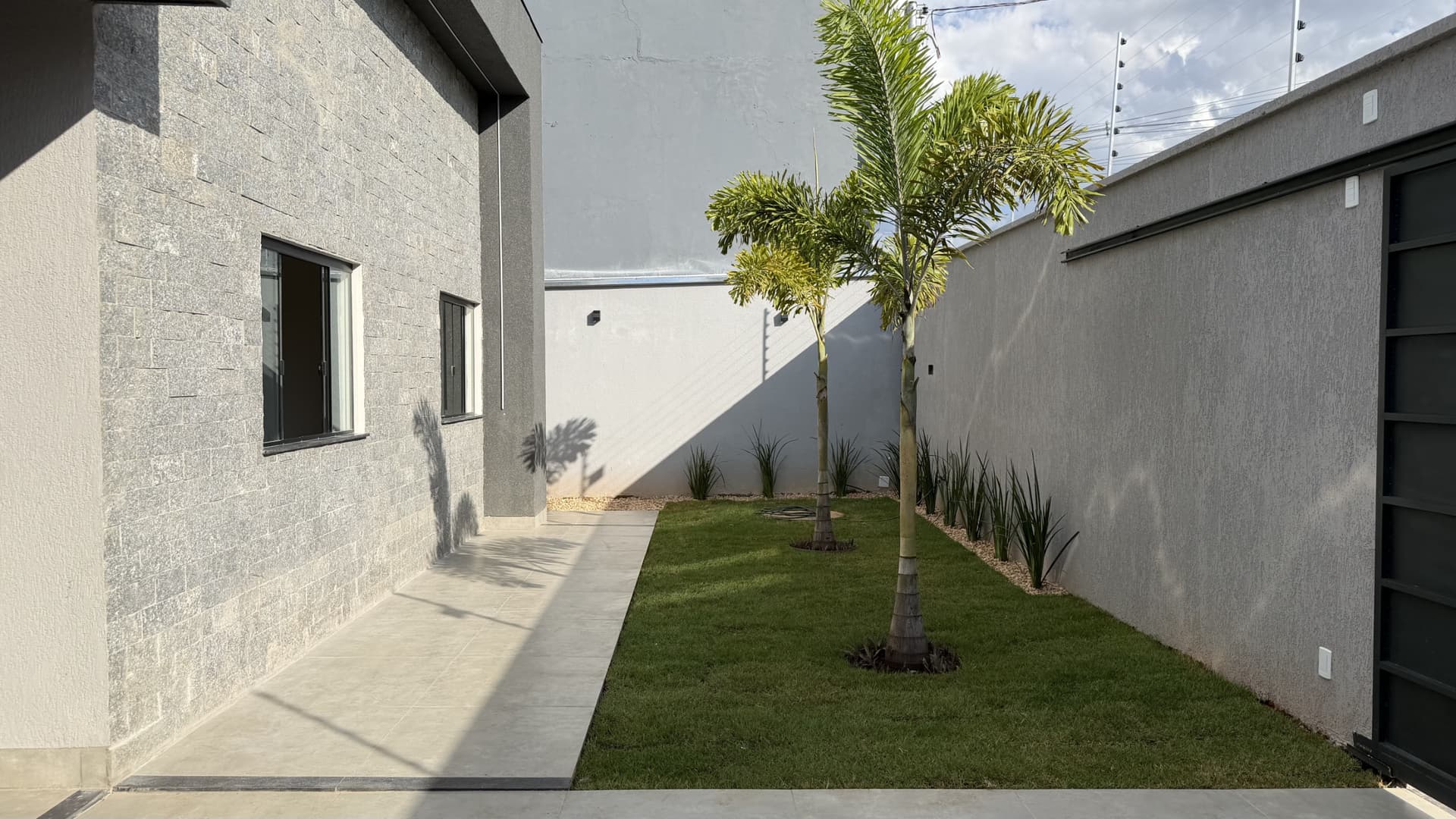 CASA NO JARDIM ATLÂNTICO DE 3 QUARTOS