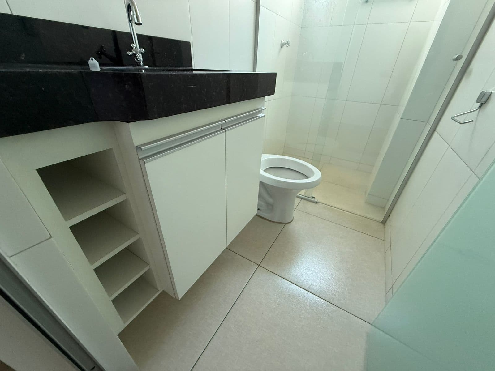APARTAMENTO 300 METROS DO FLAMBOYANT