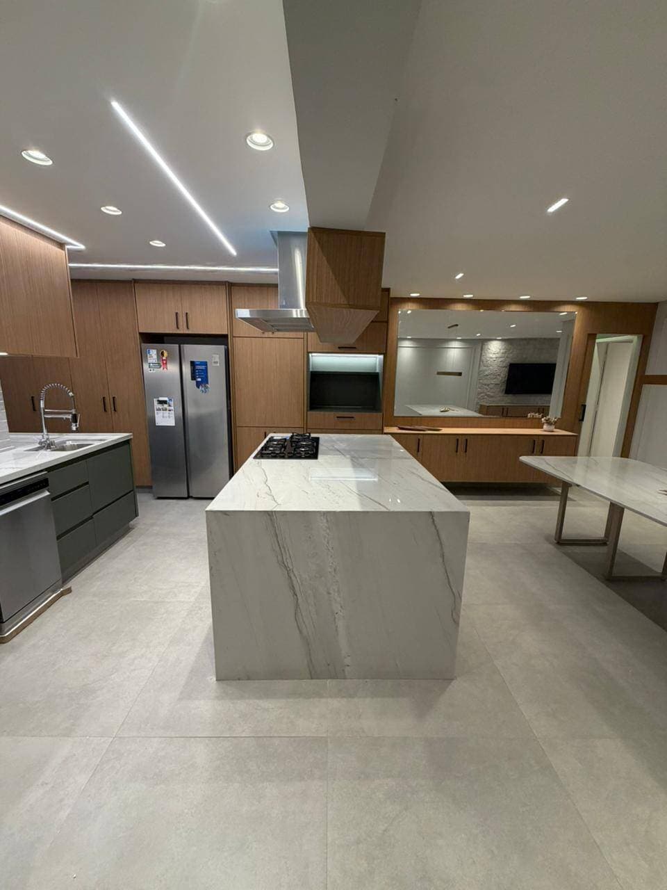 APARTAMENTO 3 QUARTOS  MOBILIADO