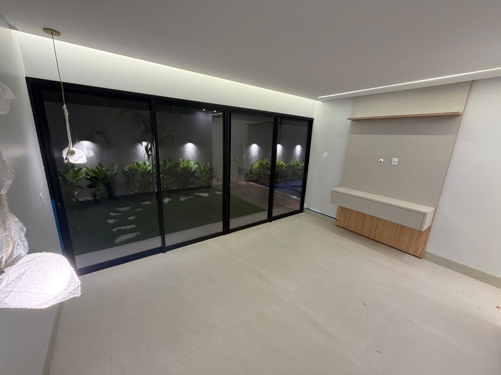 Casa Jd Atlântico 3 suítes, escritório ,  com piscina , nova com marcenaria