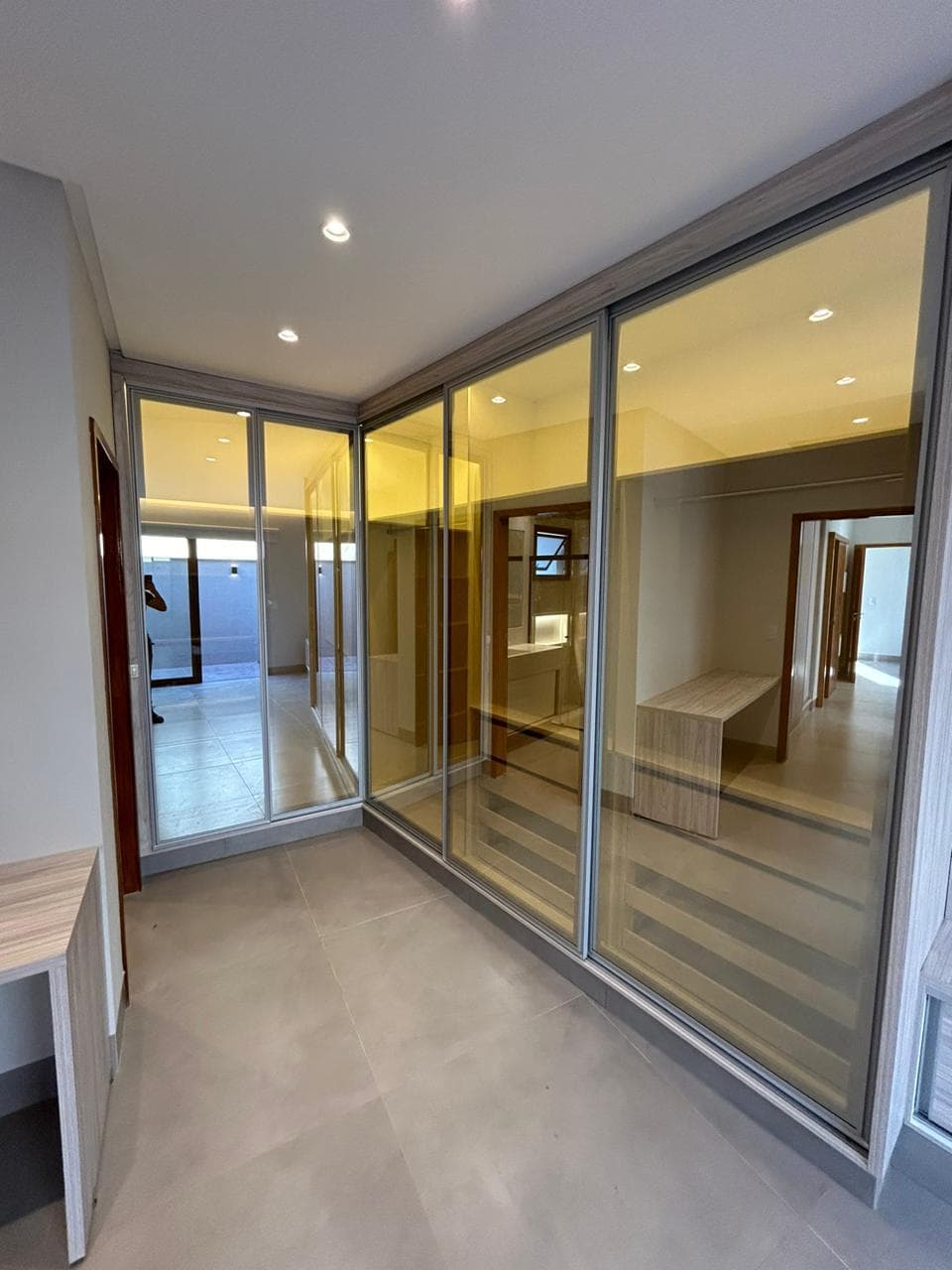 Casa Terras Alpha 2 , 3 suítes plenas ,com  marcenaria , piscina aquecida , R$1.049.000,90