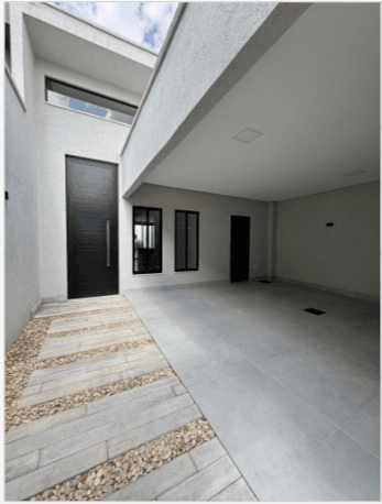 CASA DE ALTO PADRÃO À VENDA NO JARDIM ATLÂNTICO | 3 SUÍTES, PISCINA E CLOSET