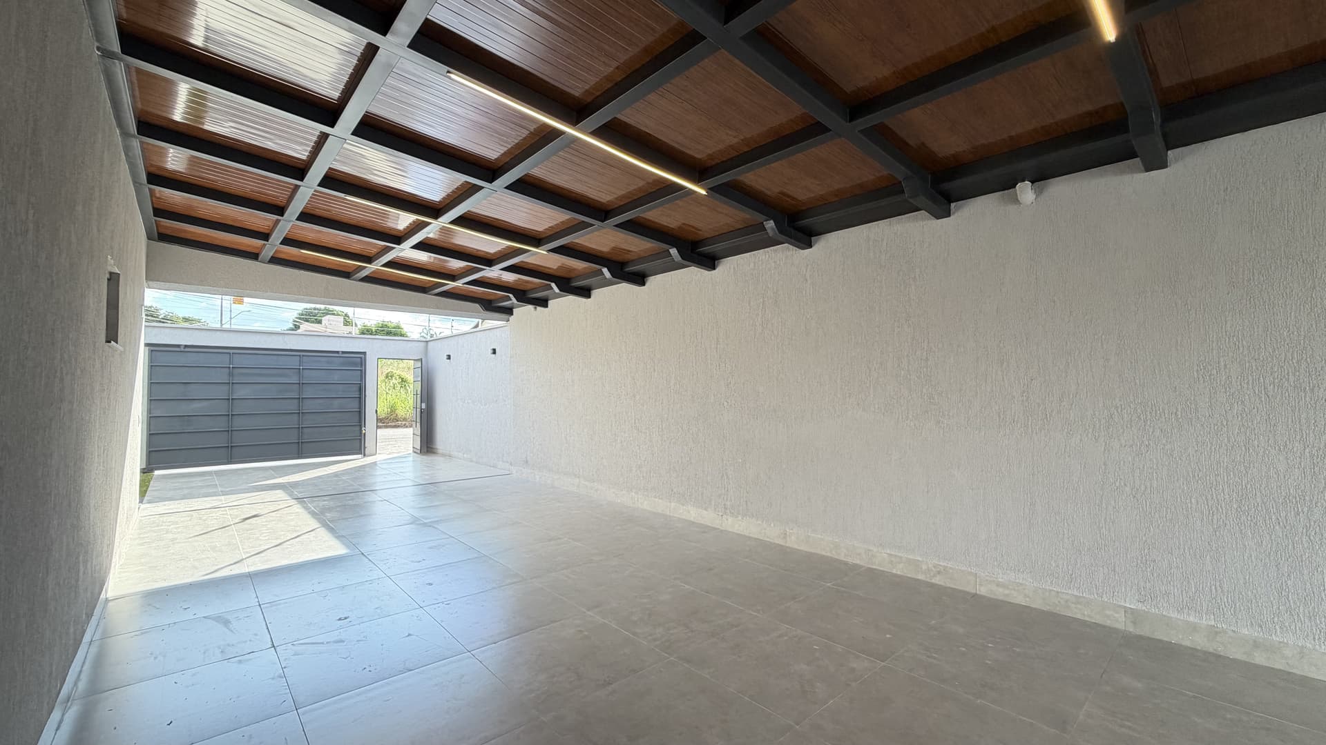 CASA NO JARDIM ATLÂNTICO DE 3 QUARTOS