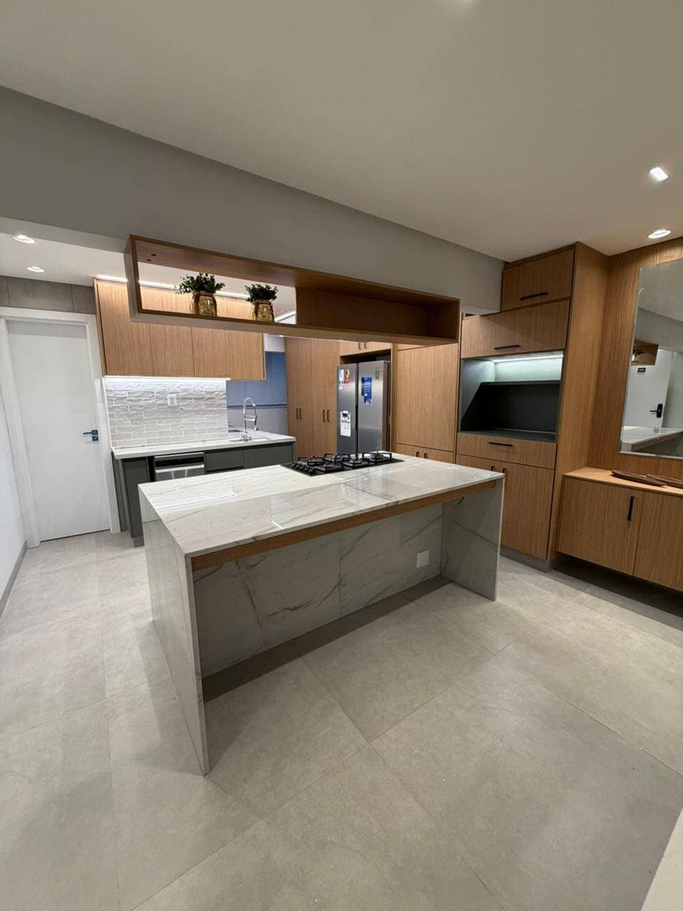 APARTAMENTO 3 QUARTOS  MOBILIADO