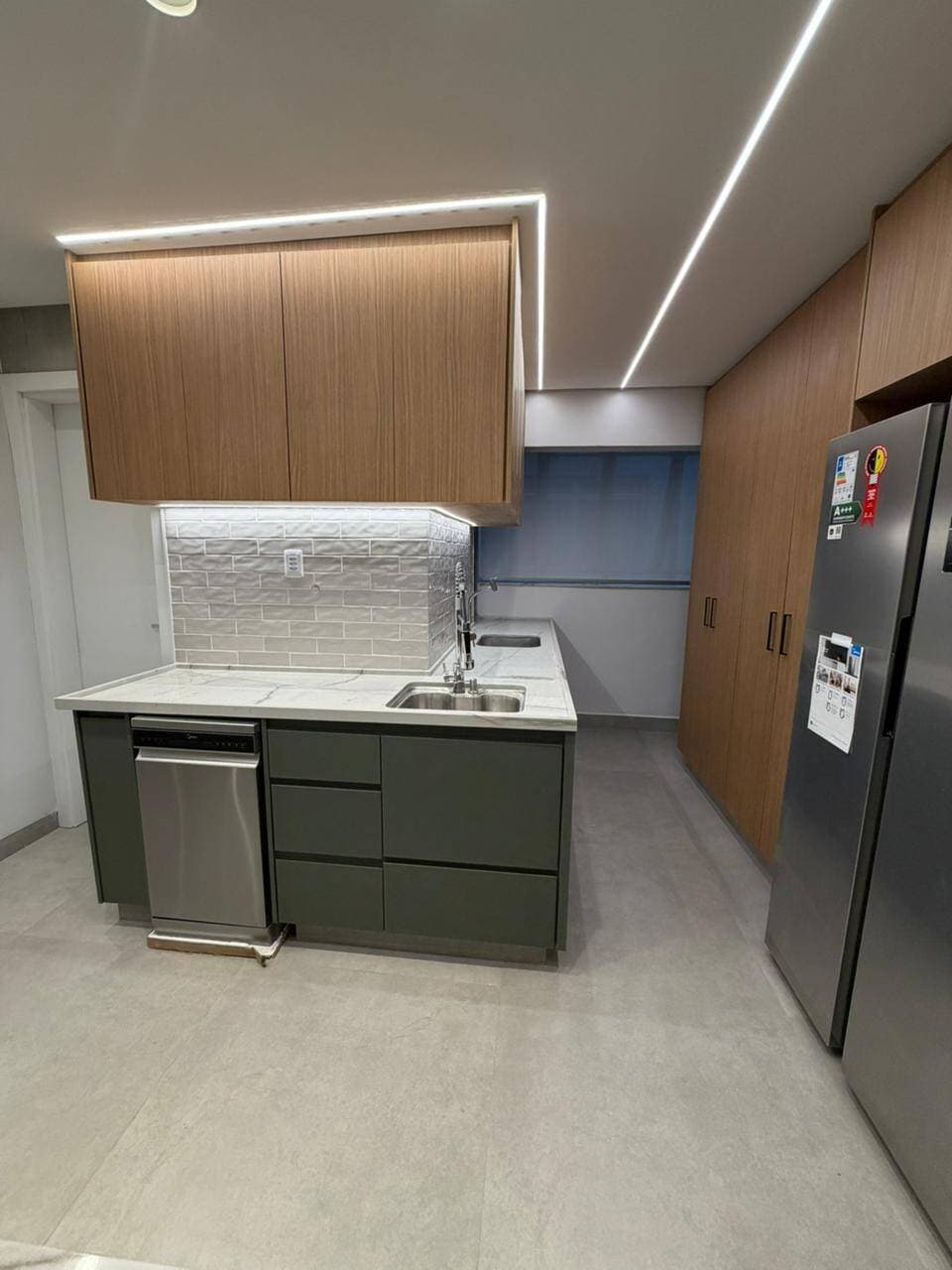 APARTAMENTO 3 QUARTOS  MOBILIADO