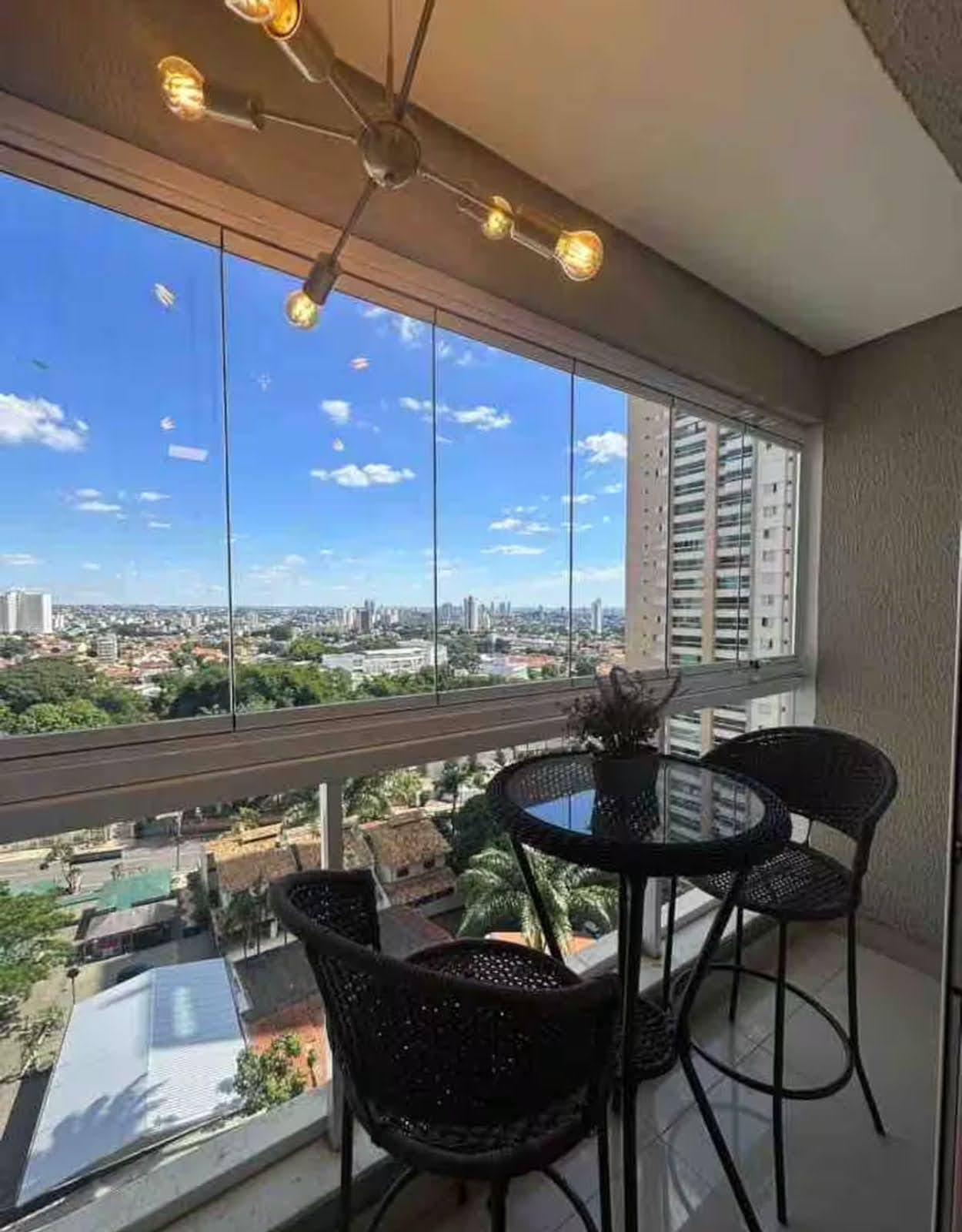 Vendo Studio mobiliado e equipado à venda – Vista incrível!