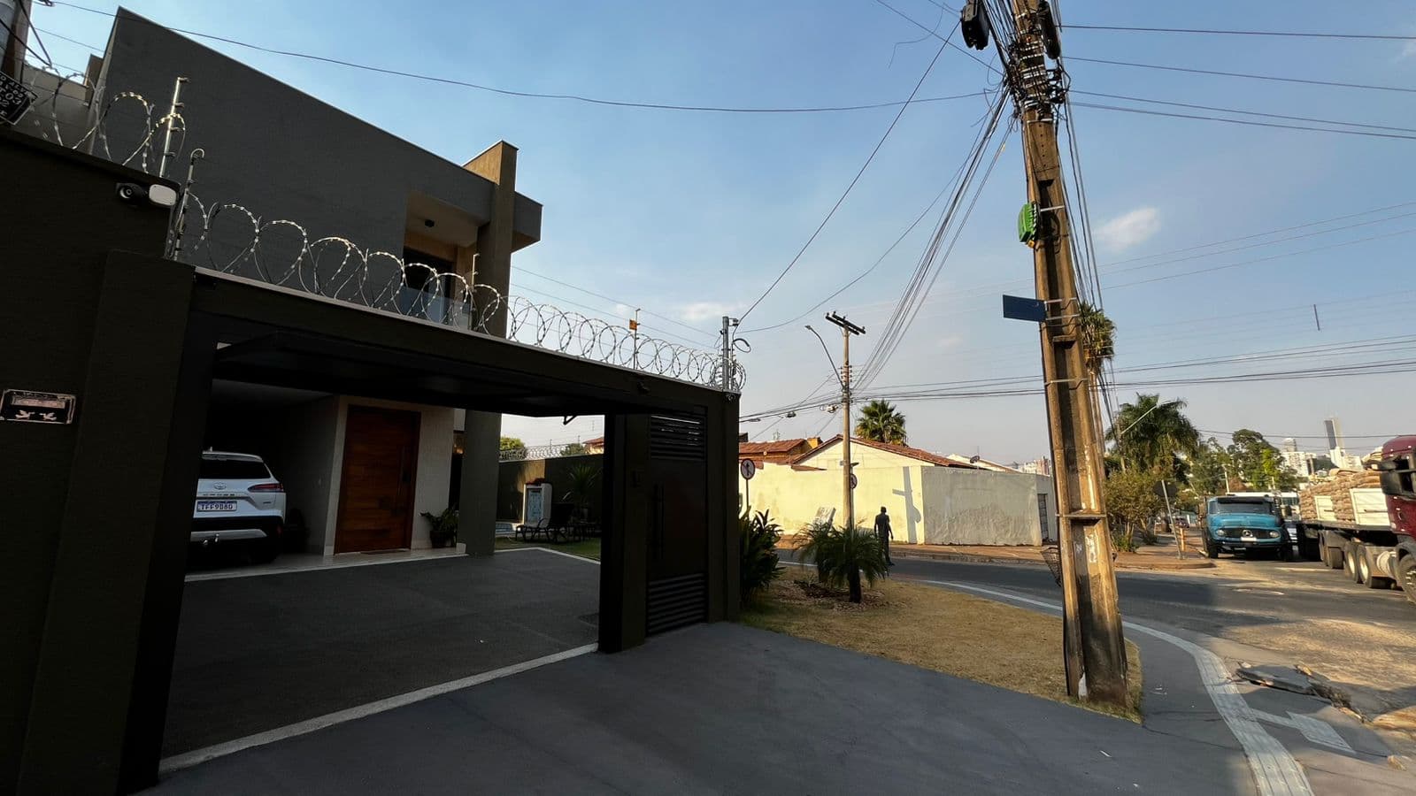 Vendo casa 03 quartos , na Vila Rezende , com piscina , área gourmet, apenas R$1.190.000,00