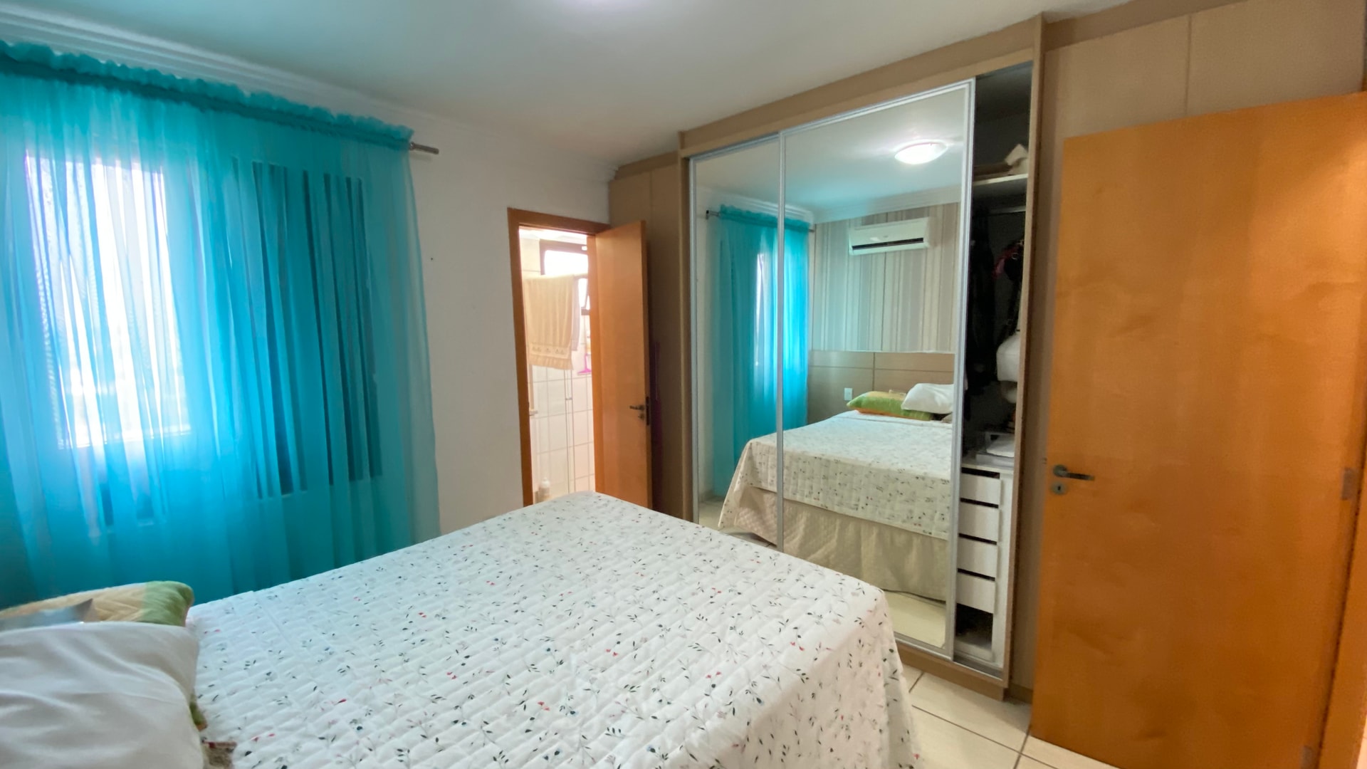 Apartamento 3 Quartos (2 Suítes) com Armários no Jardim América - Condomínio Spazio Nápoles