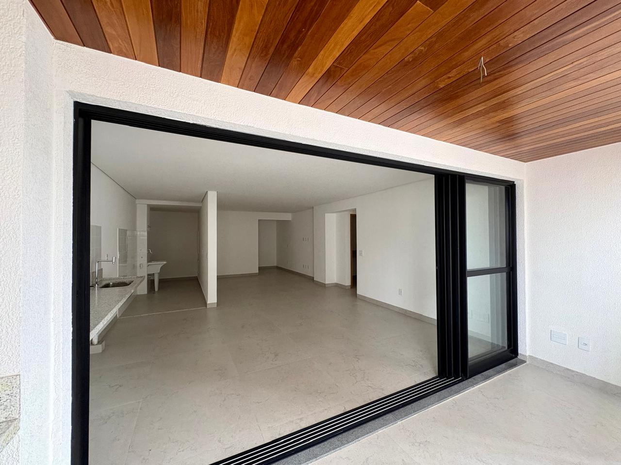 Vendo apartamento novo , Lina praça do Sol , 3 suítes plenas , 121 metro a , novo pronto pra morar