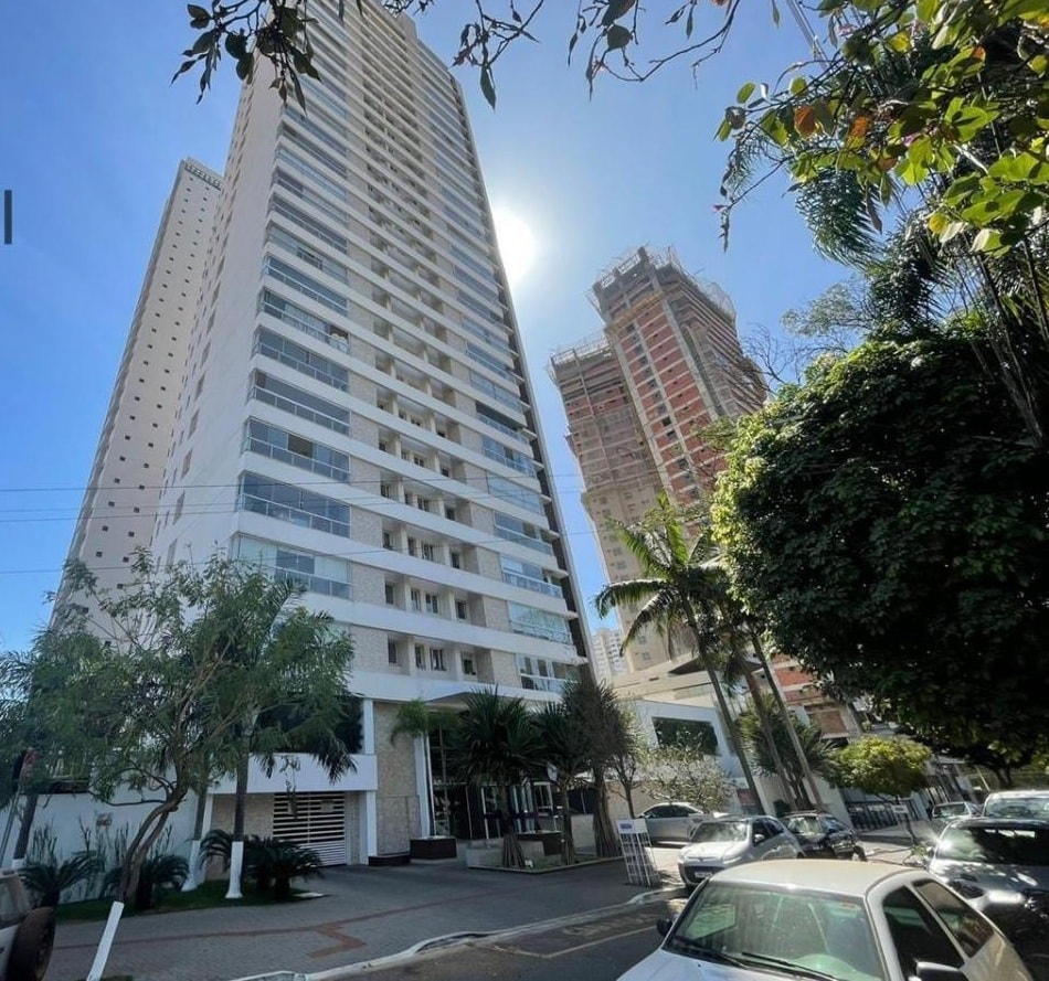 VENDO ATMOSPHEERE ANDAR ALTO, NASCENTE, MOBILIADO, 2 GARAGENS FRENTE AO GOIANIA SHOPING
