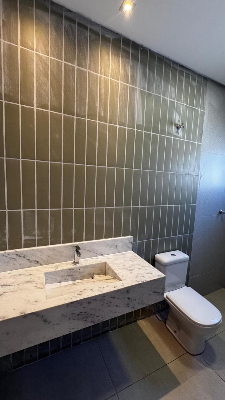 🏡 CASA NO SETOR DOS FUNCIONÁRIOS – ALTO PADRÃO 3 SUITES
