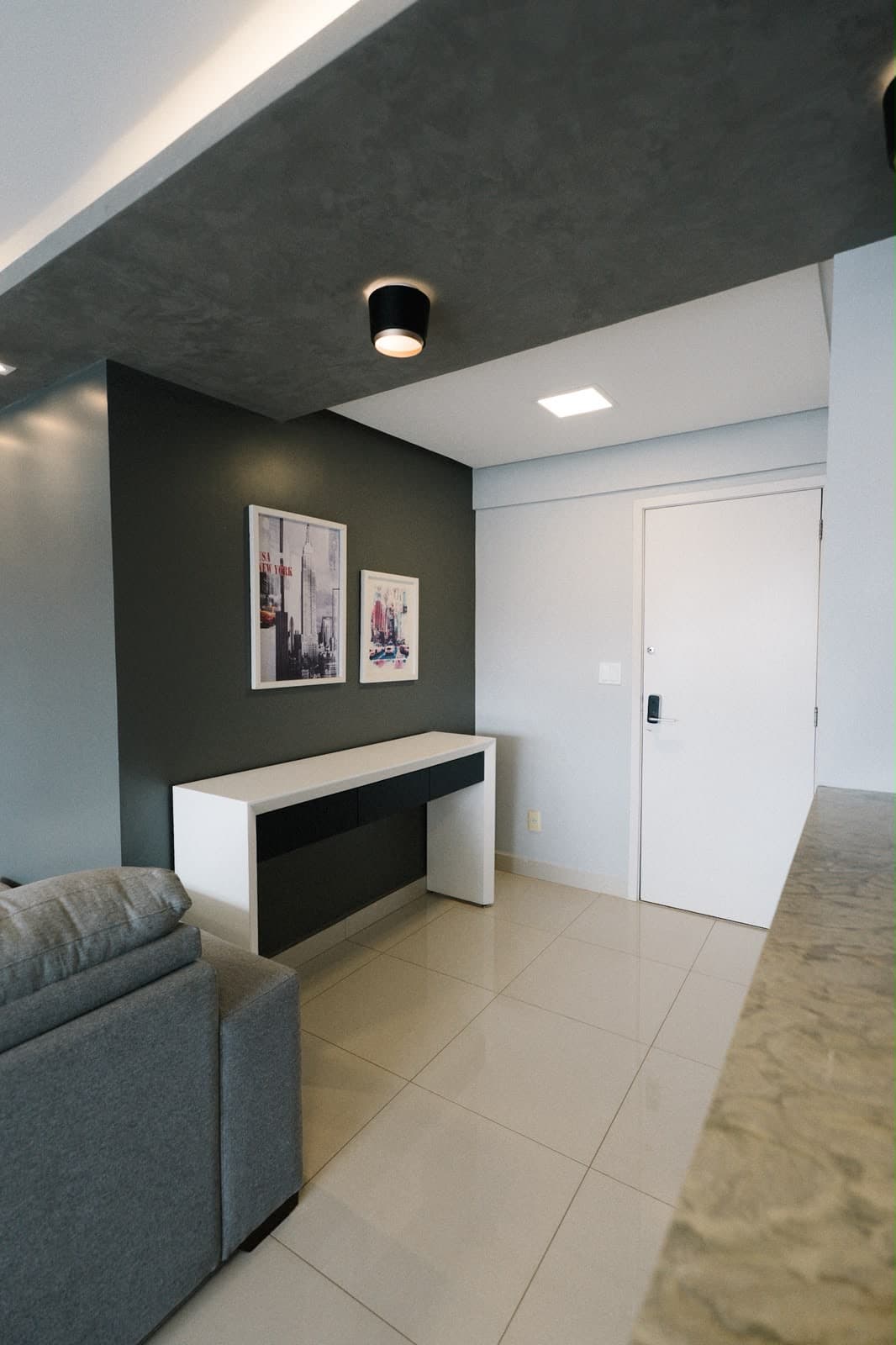 Apartamento no Setor Oeste , 3 suítes , mobiliado e decorado , vista livre