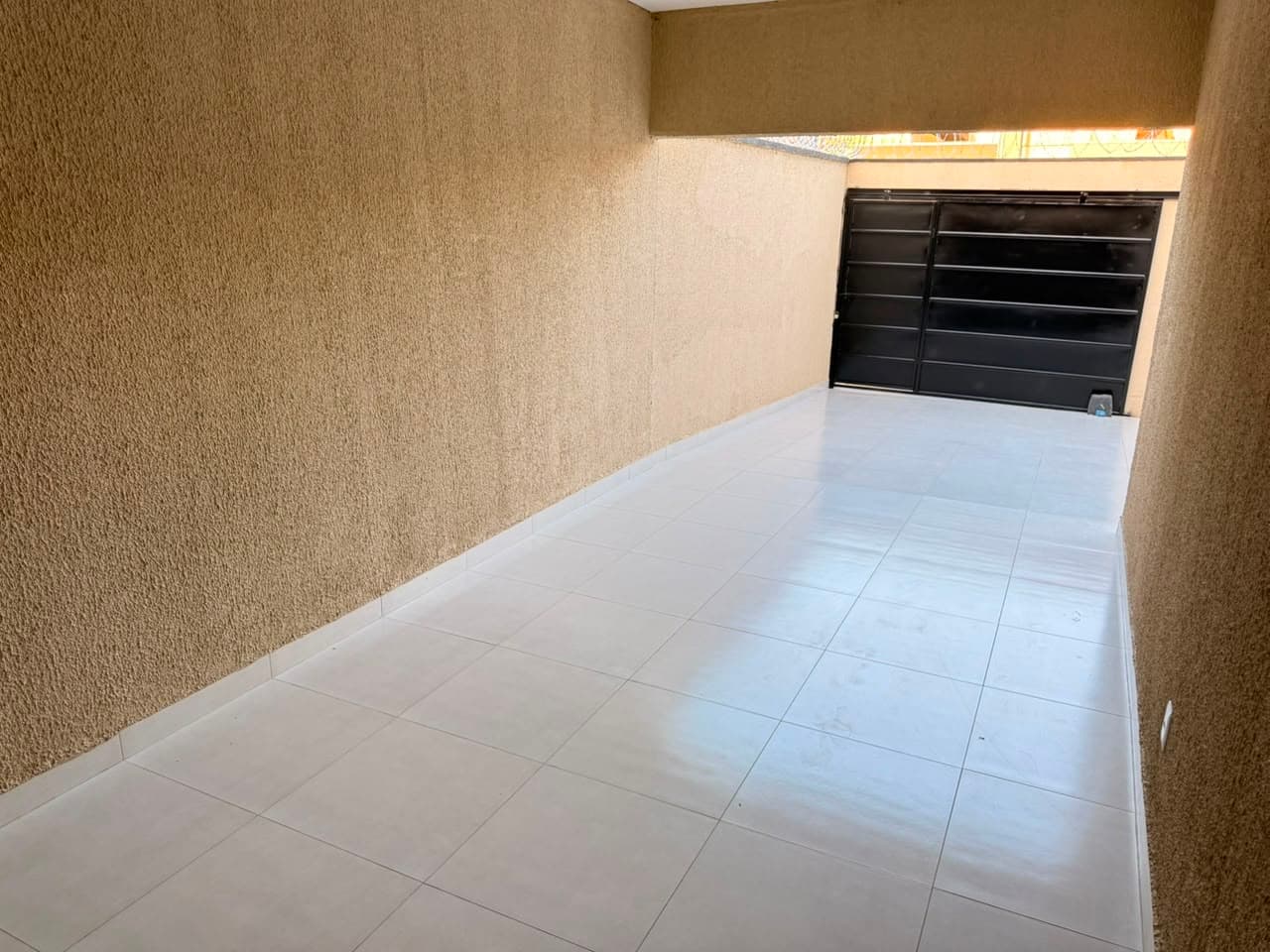 CASA COM AVALIAÇÃO DE R$ 600 MIL À VENDA POR R$ 497 MIL NO SETOR TRÊS MARIAS