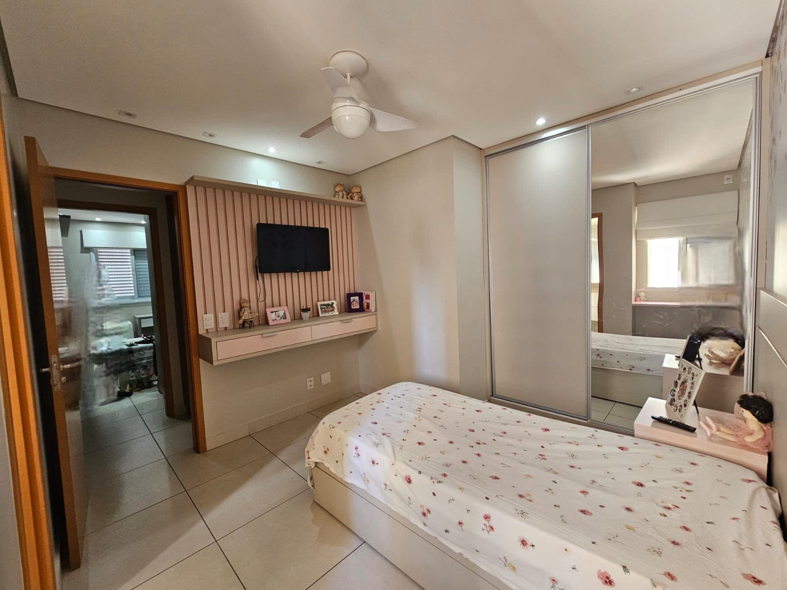Apartamento no parque Amazônia 3 suítes Mobiliado 92 metros