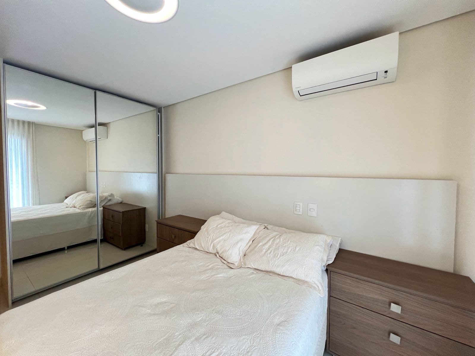 Apartamento Lumina , Mobiliado , Setor Marista , 225 metros , 4 quartos