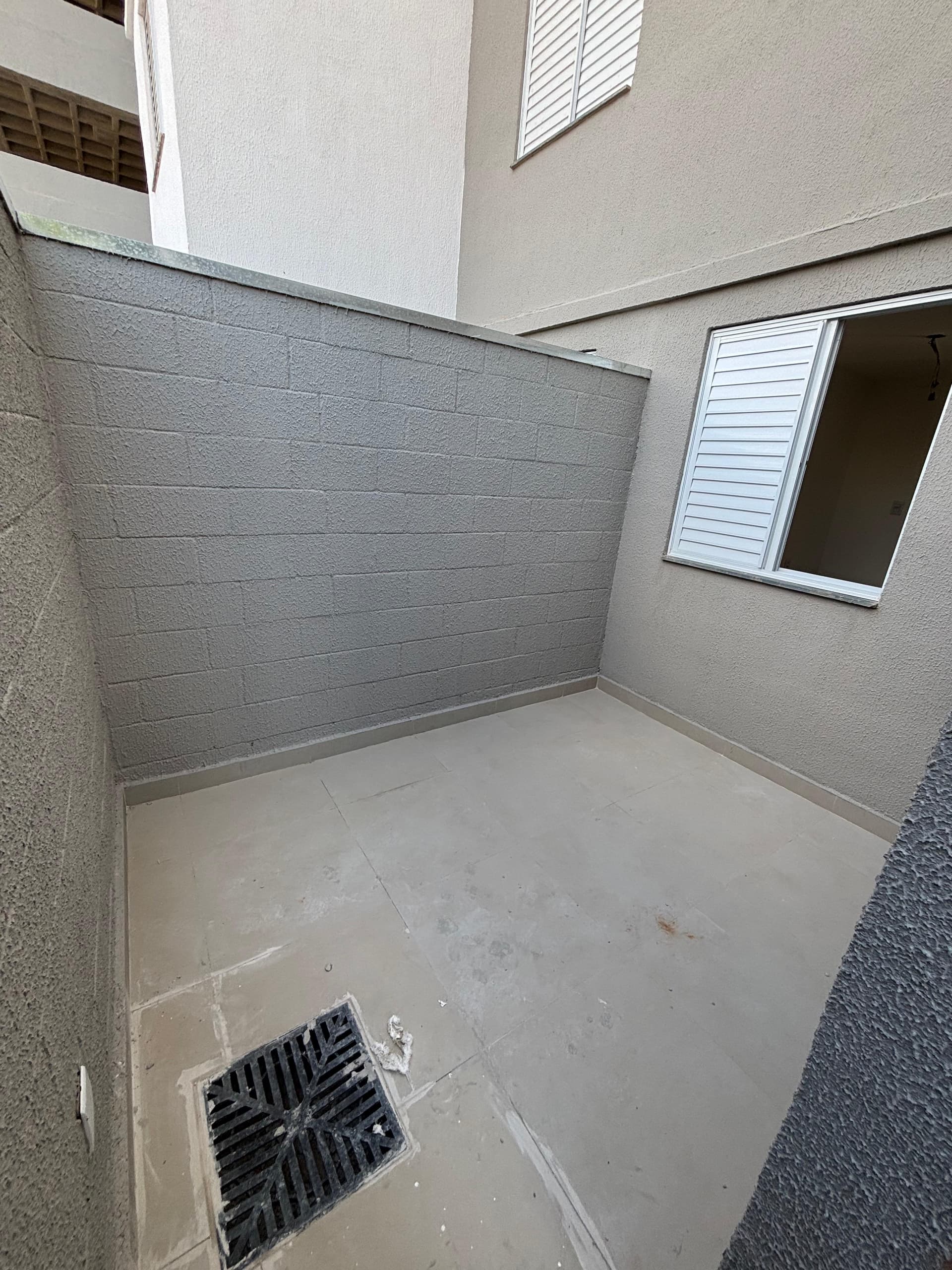 Vendo apartamento - Quintal privativo -Setor Sudoeste