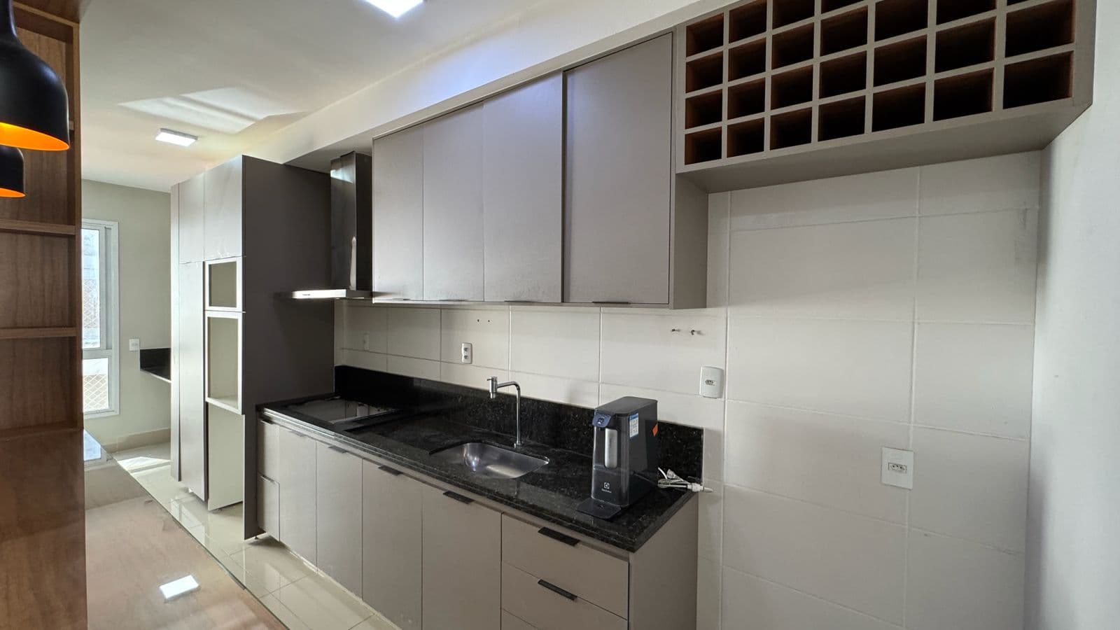 APARTAMENTO 3 SUITES PLENA COM 2 VAGAS DE GARAGEM