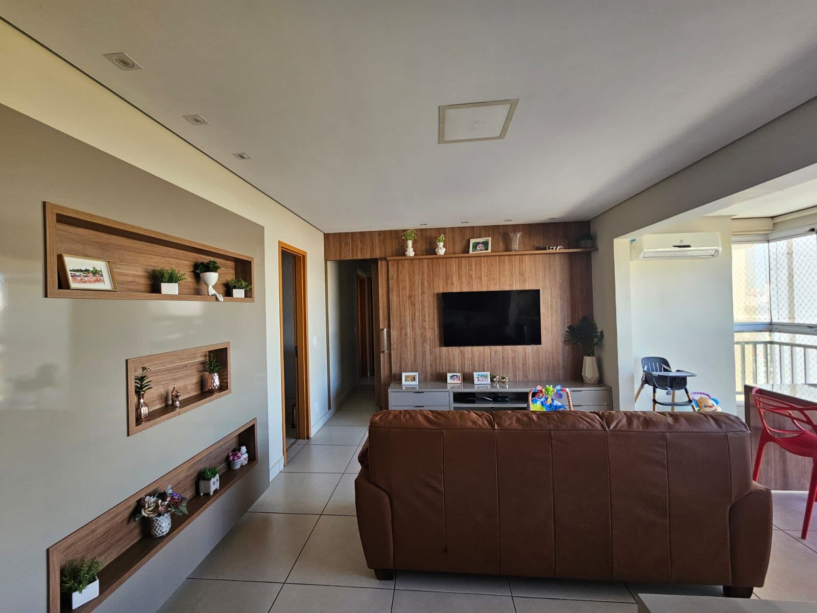 Apartamento no parque Amazônia 3 suítes Mobiliado 92 metros